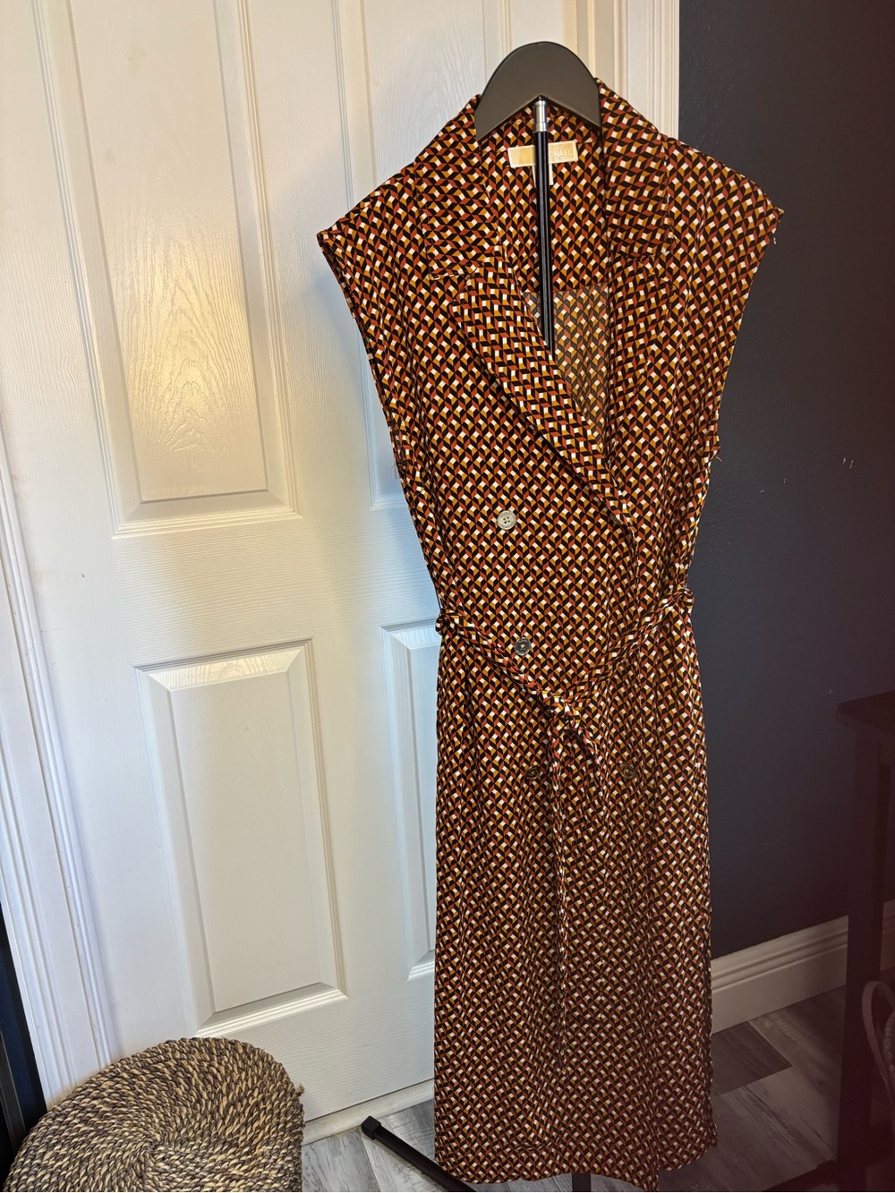 Michael Kors Brown Geometric Sleeveless Wrap Midi Dress - Picture 3 of 9